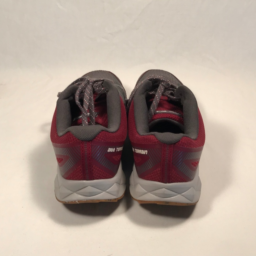 New Balance 590 V3 All Terrain Shoes Women 8.5 D_2